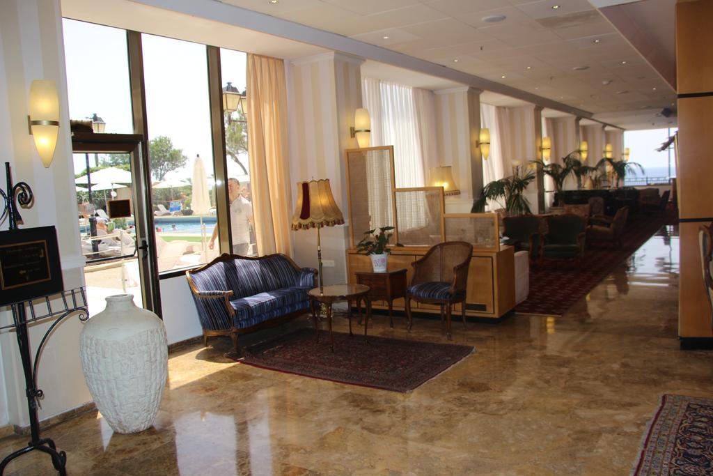 نتانيا The Seasons Hotel -Studio & Suite المظهر الخارجي الصورة